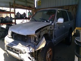 2002 TOYOTA 4RUNNER, SR5 MODEL, 3.4L, AT, 2WD.   Z26502